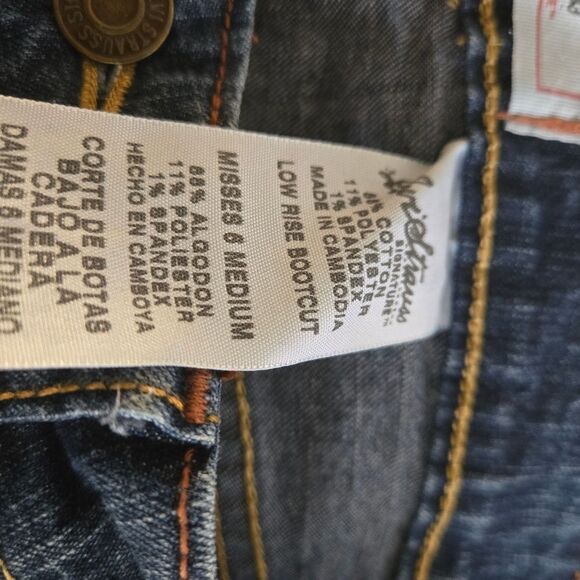 Levi's Lowrise Bootcut Stretch Denim Women's Jeans - Picture 7 of 7